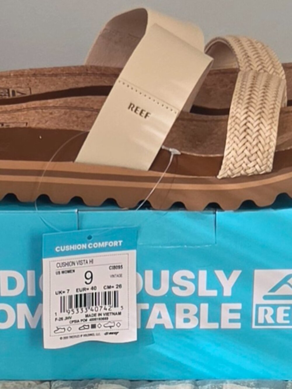 Women's Sandals Cushion Hi by REEF- Women's Arch Support Sandals Size: 9